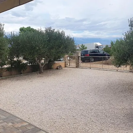 Holiday home Neno *